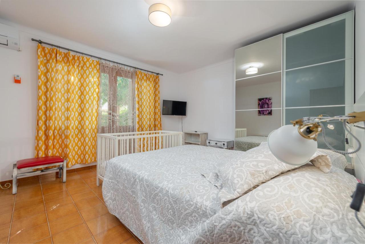 Estrel Villa Can Picafort  Buitenkant foto