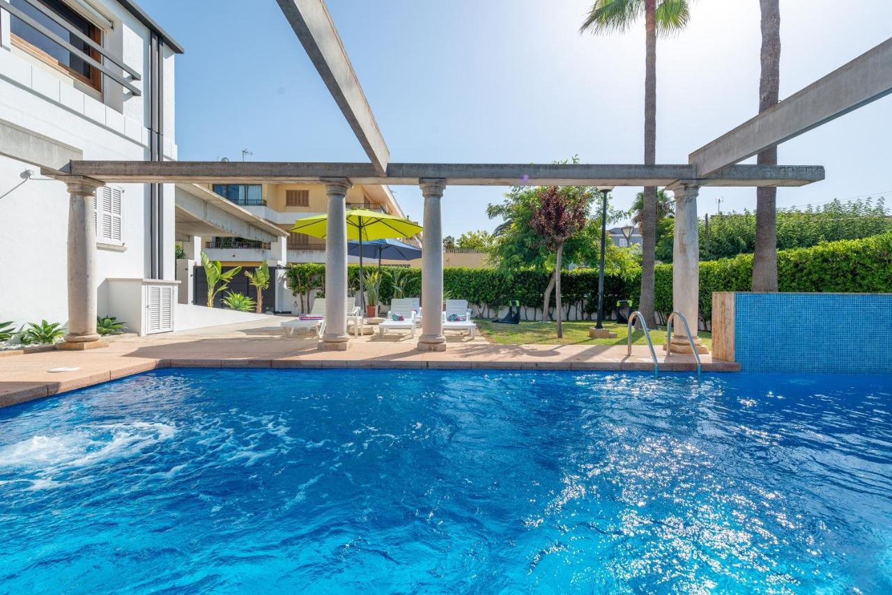 Estrel Villa Can Picafort  Buitenkant foto