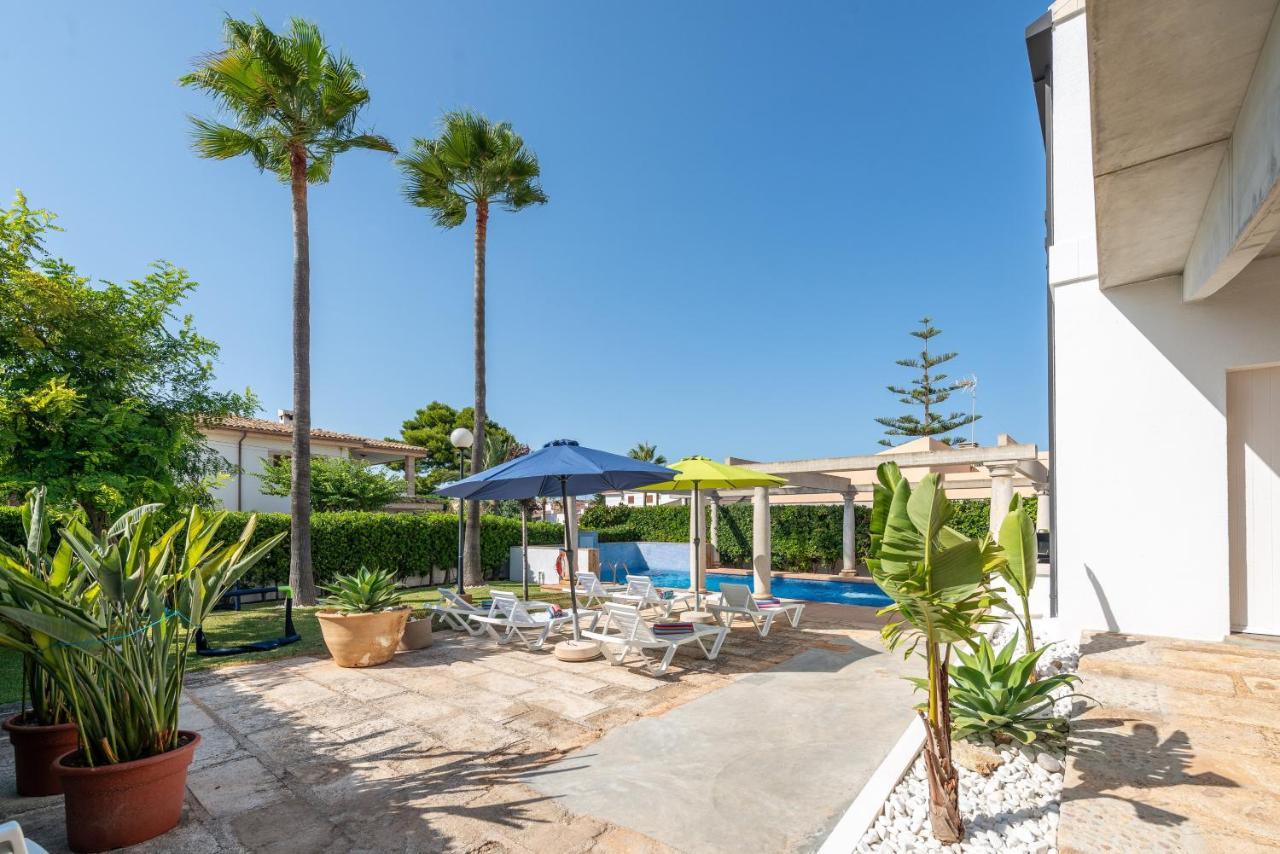 Estrel Villa Can Picafort  Buitenkant foto